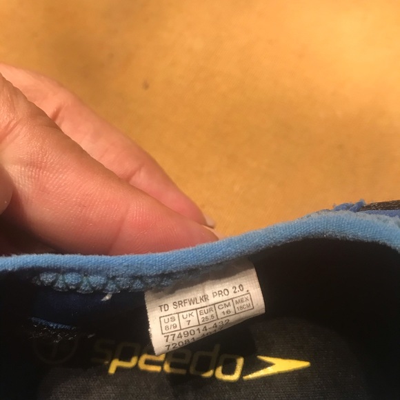 ❌ SOLD ❌. Speedo water shoes - Picture 6 of 8